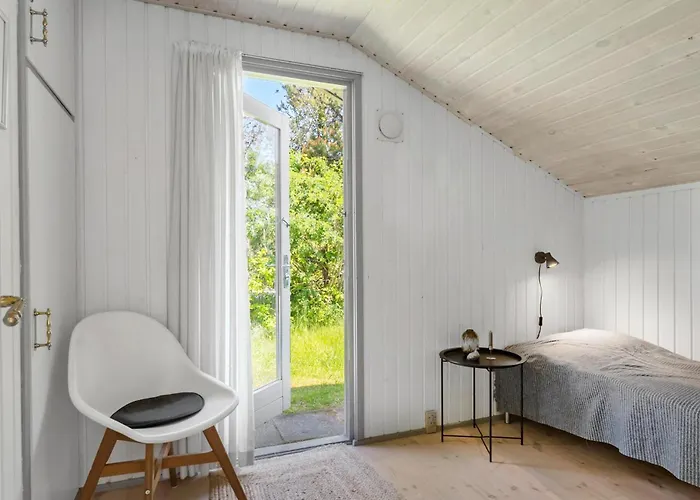 In With Sauna - A19143 * Jerup